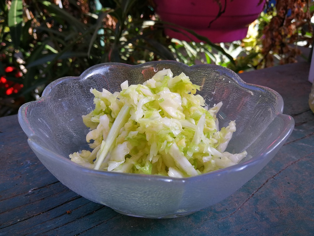 Mézes citromos kelkáposzta saláta