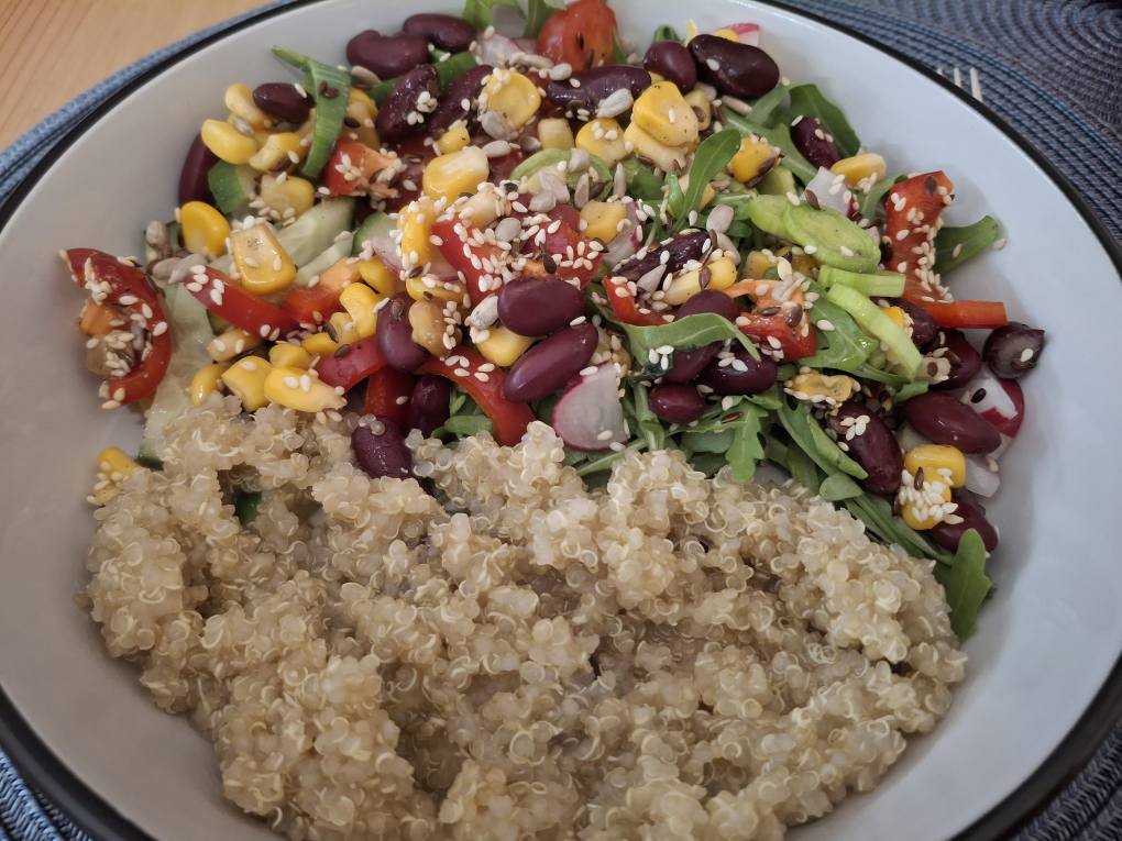 Quinoa saláta Szauer Niki konyhájából